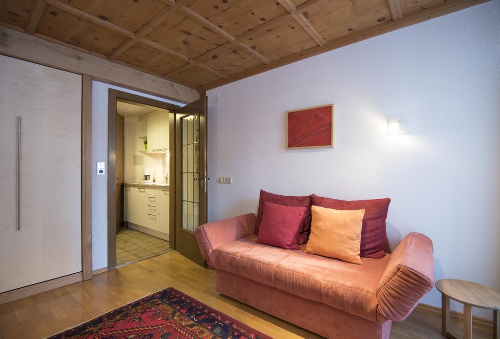 Apartamento Haus Andreas Seefeld in Tirol Habitación foto